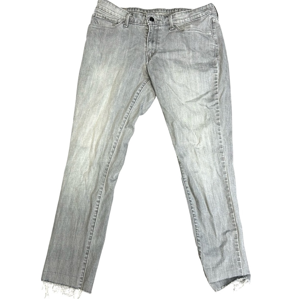 Levi's Women's Light Gray Cropped Slim Jeans